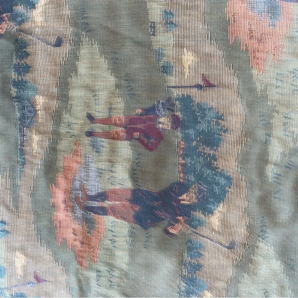 VTG Pictorial Golf Theme Woven Tapestry 4.5 x 5 Feet Braided Trim Throw Blanket